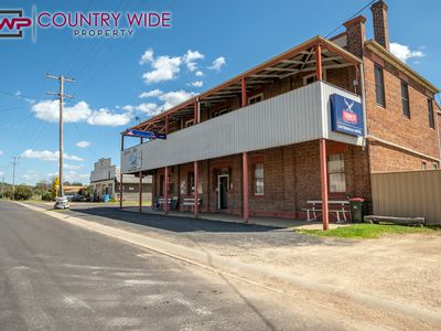 85 Moore Street, Emmaville