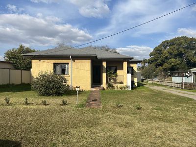 4 Moonya Street, Kingaroy