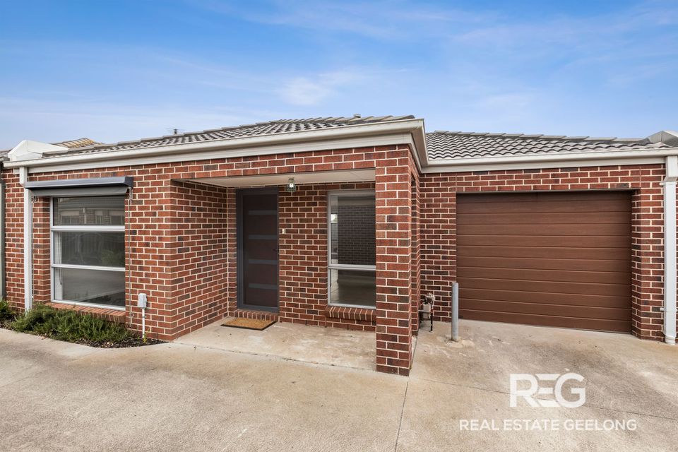 2 / 10 RAYMOND GEORGE PLACE, Lara