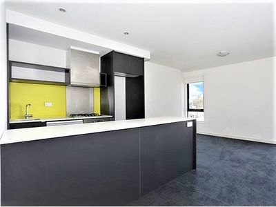 8 Greenham Place, Footscray