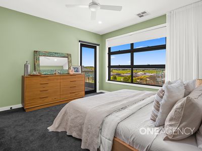 5 Beauty Street, Calderwood