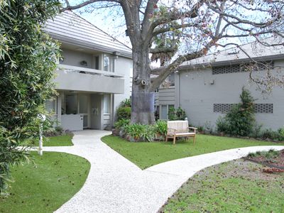 14 / 48 Lansell Road, Toorak