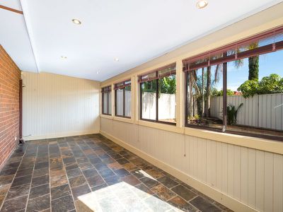 4 Geelong Crescent, St Johns Park
