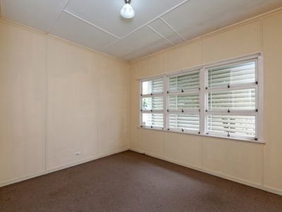 90 South Station Road, Silkstone