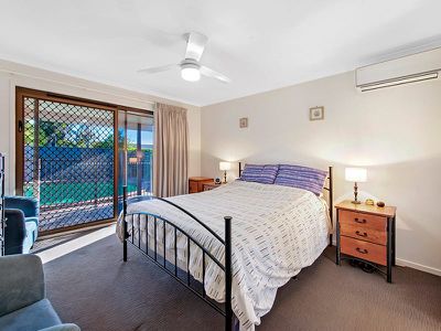 21 Shearwater Street, Burleigh Waters
