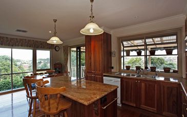 23 Mahon Avenue, Beaconsfield