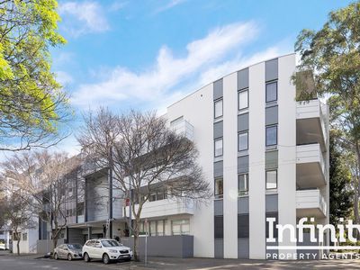 27 / 13 Grandstand Parade, Zetland