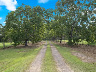 370 Mungomery Road, Takura