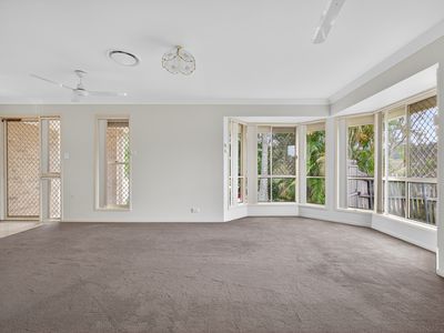 7 Job Place, Arana Hills