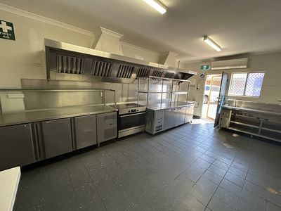 8&9 / 22 Throssell Road, South Hedland