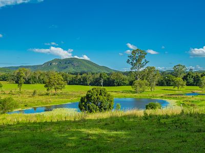 40 McGinn Road, Gheerulla