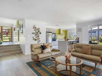 9 Carriage Way, Milton