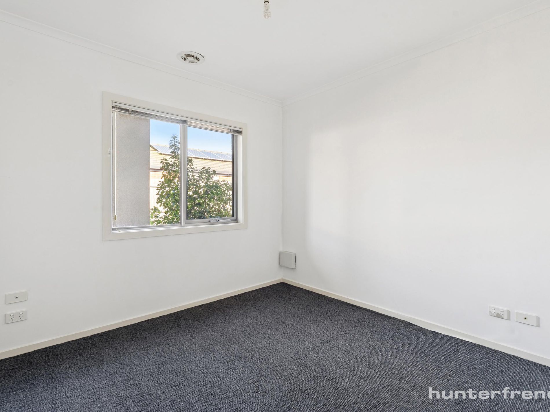 2 / 16 Lynch Court, Altona Meadows
