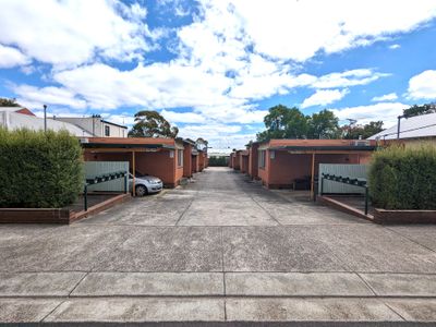 6 / 8 William Street, Newtown