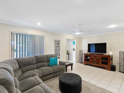 1 Bangalow Court, Kawungan