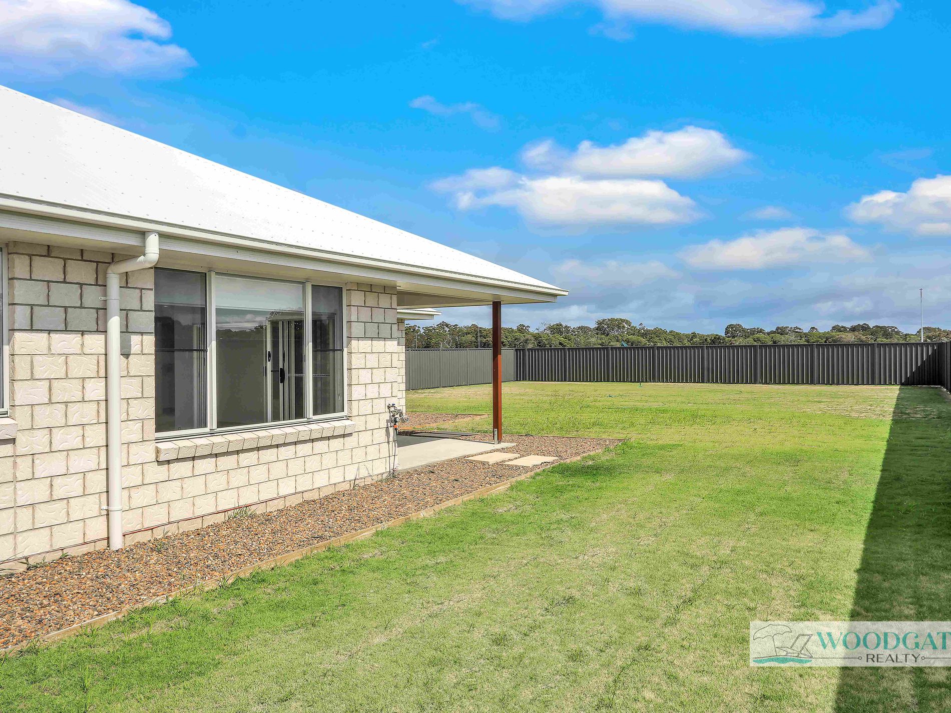 11 GULL STREET, Woodgate