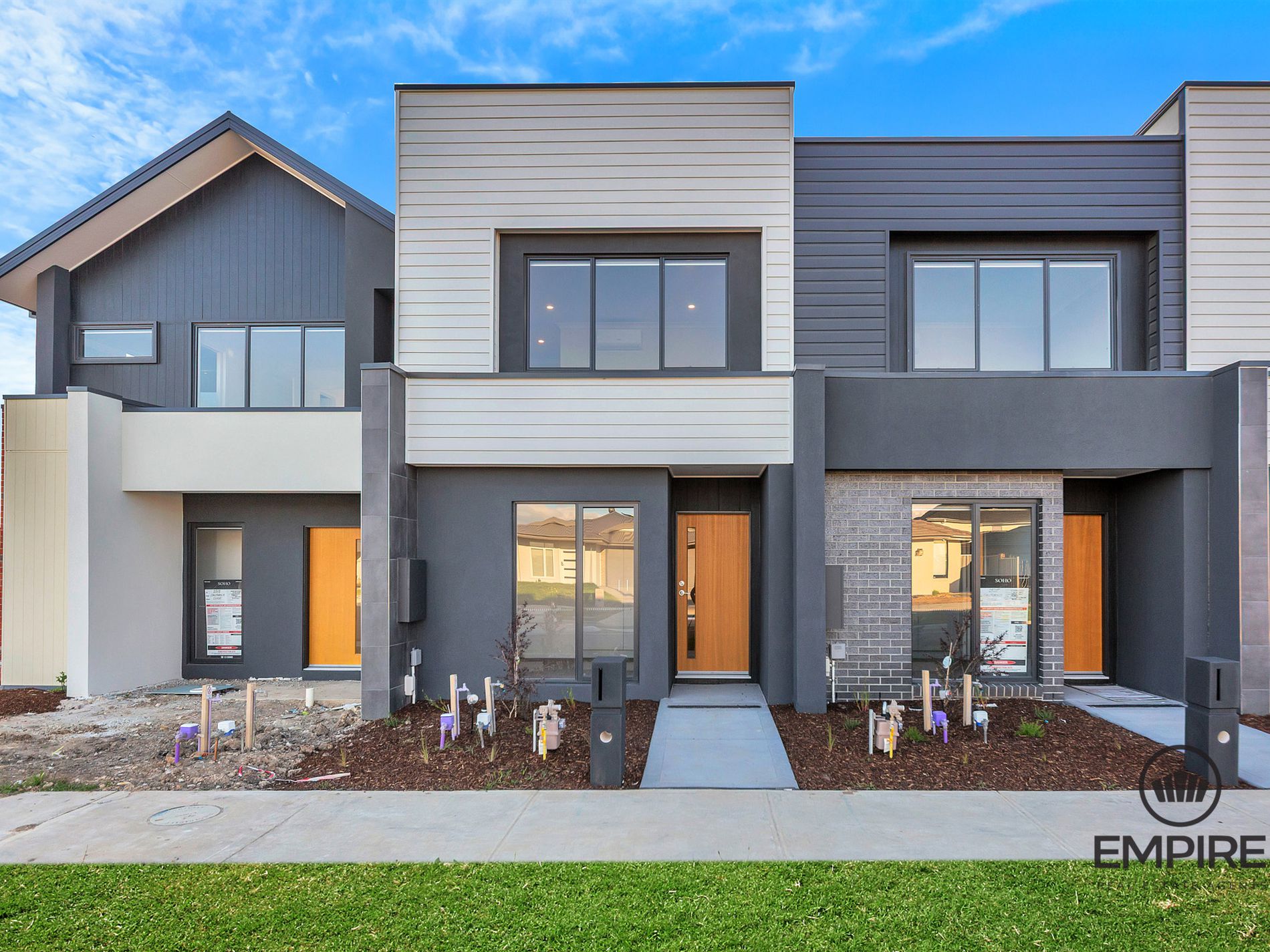 12 California Street, Clyde