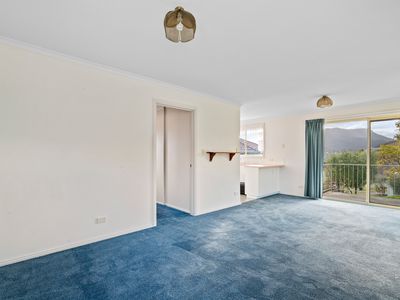 376 Argyle Drive, Kingston