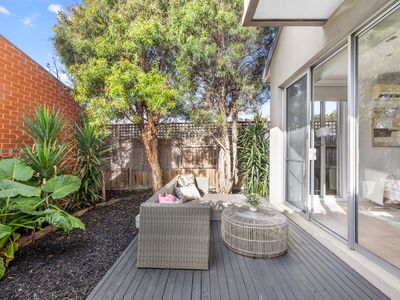 4 / 2 Bellairs Avenue, Seddon