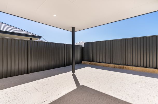 16 Tarot Grove, Baldivis