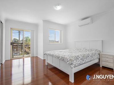 54 Earl Street, Canley Heights