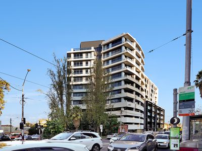 805 / 112 High Street, Kew