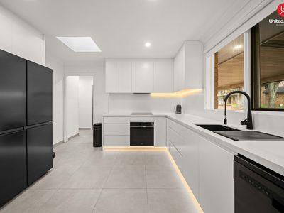 8 Lostock Place, Leumeah