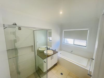 12 Harvest St, Morayfield