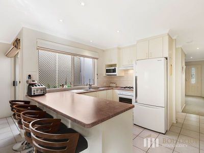 9 Tranter Square, Lynbrook