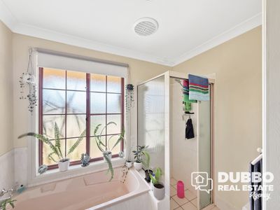93-95 Murrayfield Drive, Dubbo