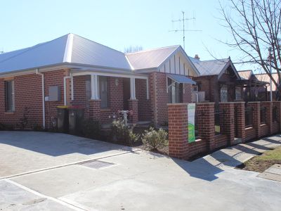 1 / 129 Stewart Street, Bathurst