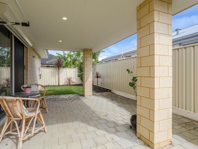 8 Muscari Close, Seville Grove