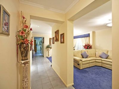 13 The Heights, Underwood