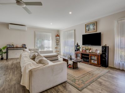 21 Scullys Lane, Heathcote
