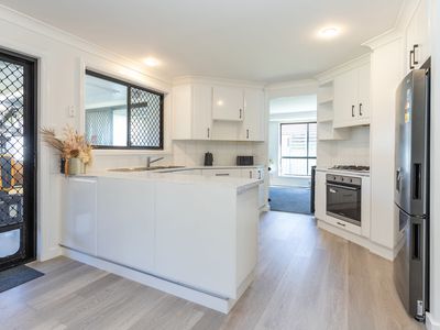 6 Devoy Place, Black Head