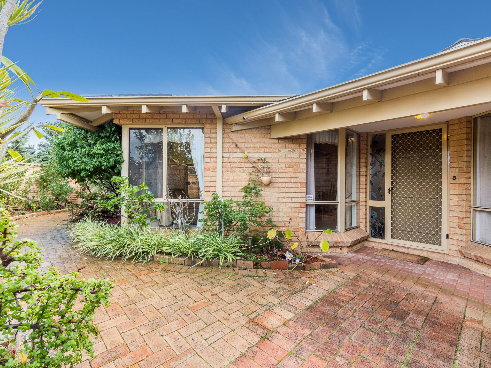 1 Jackson Avenue, Winthrop