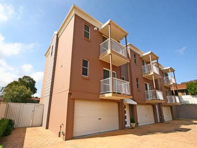 6 / 74-78 Gipps St, Wollongong