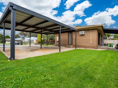 1 Cyrilla Court, West Wodonga