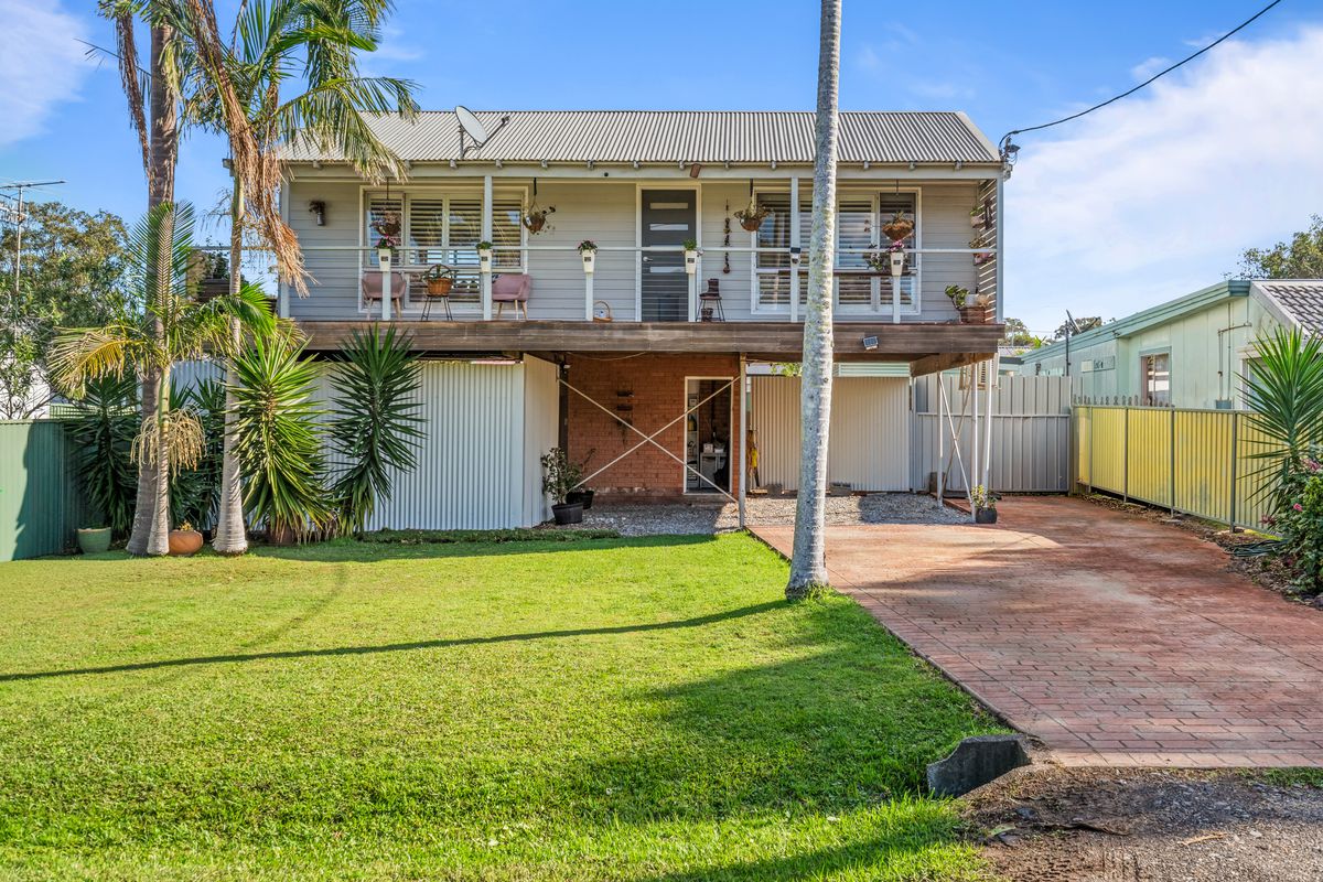 8 Georgina Avenue, Gorokan