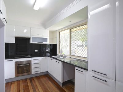 43 Murrajong Road, Springwood