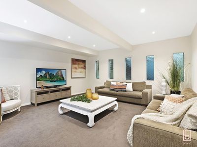 5 Bluewave Crescent, Forresters Beach