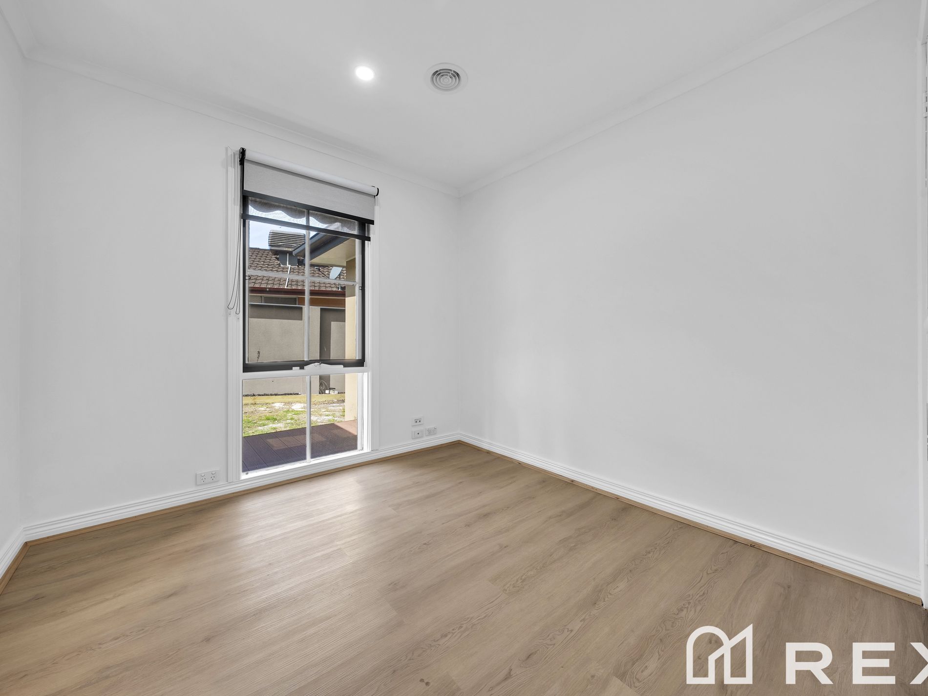 170 James Cook Drive, Endeavour Hills