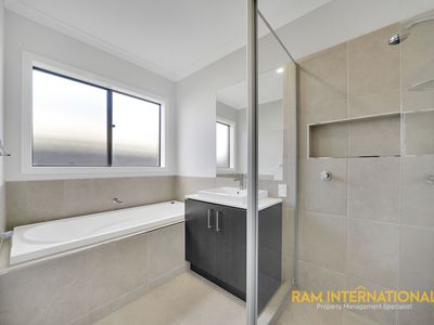 47 Dulcis Street, Manor Lakes