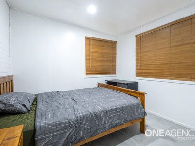 38 Hyacinth St, Inala