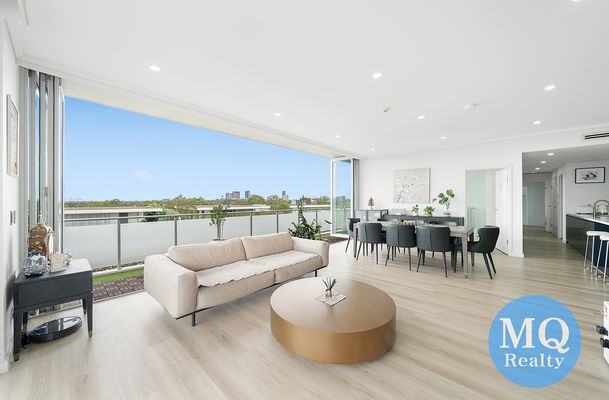 404 / 3 Avenue Of Europe, Newington