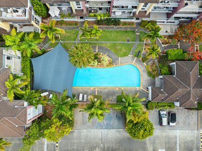 504 / 33 CLARK STREET, Biggera Waters