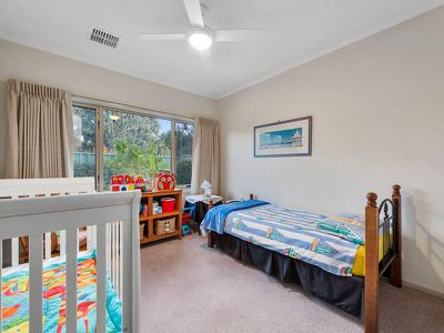 12 Village Court, Mansfield