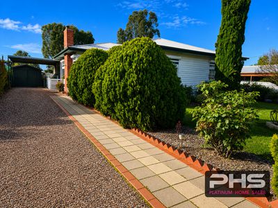 31 Yarrein Street, Barham