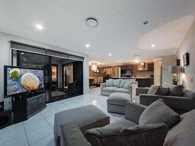7 Amalia St, Birkdale