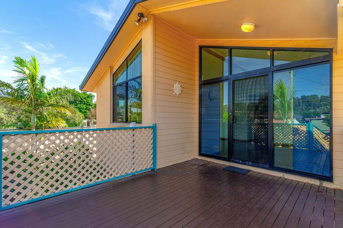 1 / 15 Shores Drive, Yamba